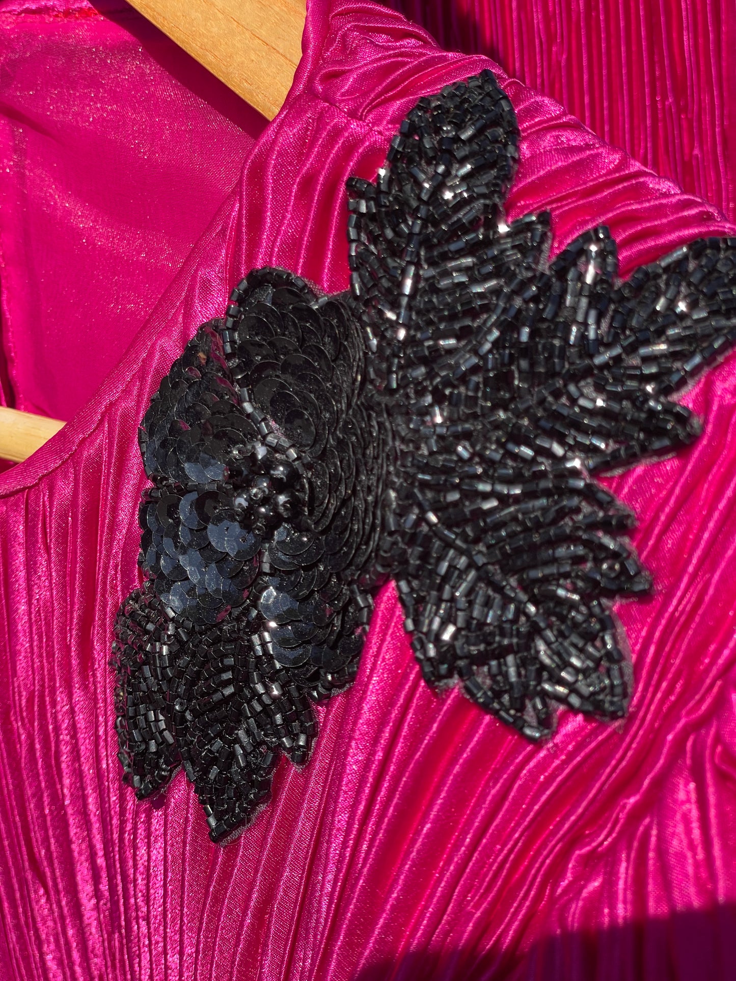 PORTER Fuchsia Ann Hobbs for Cattiva Neiman Marcus set with Beaded Black Flower and Plisse style Fabric size M-L