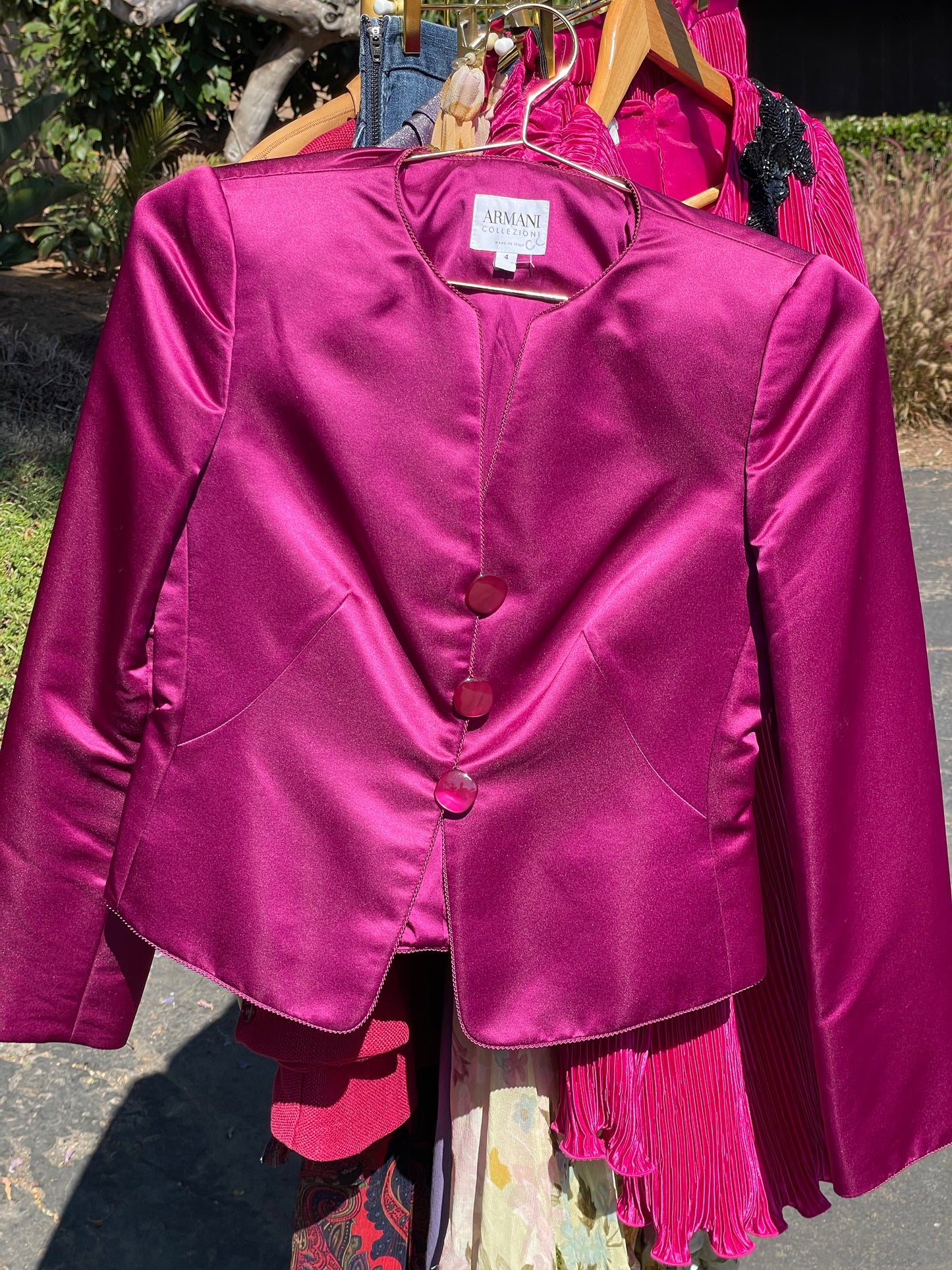PORTER Fuchsia Cropped Jacket by Armani size 4