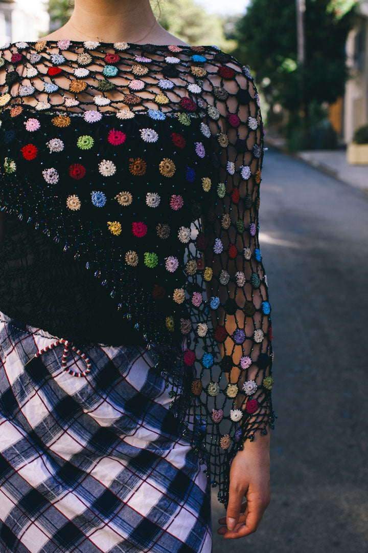 PORTER Collectable Hand Crotchet Beaded Shawl Color Burst size s-m