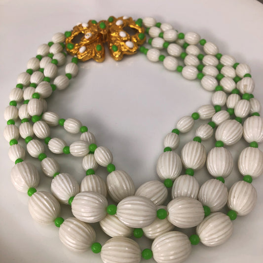 Seventie's Multi-strand necklace